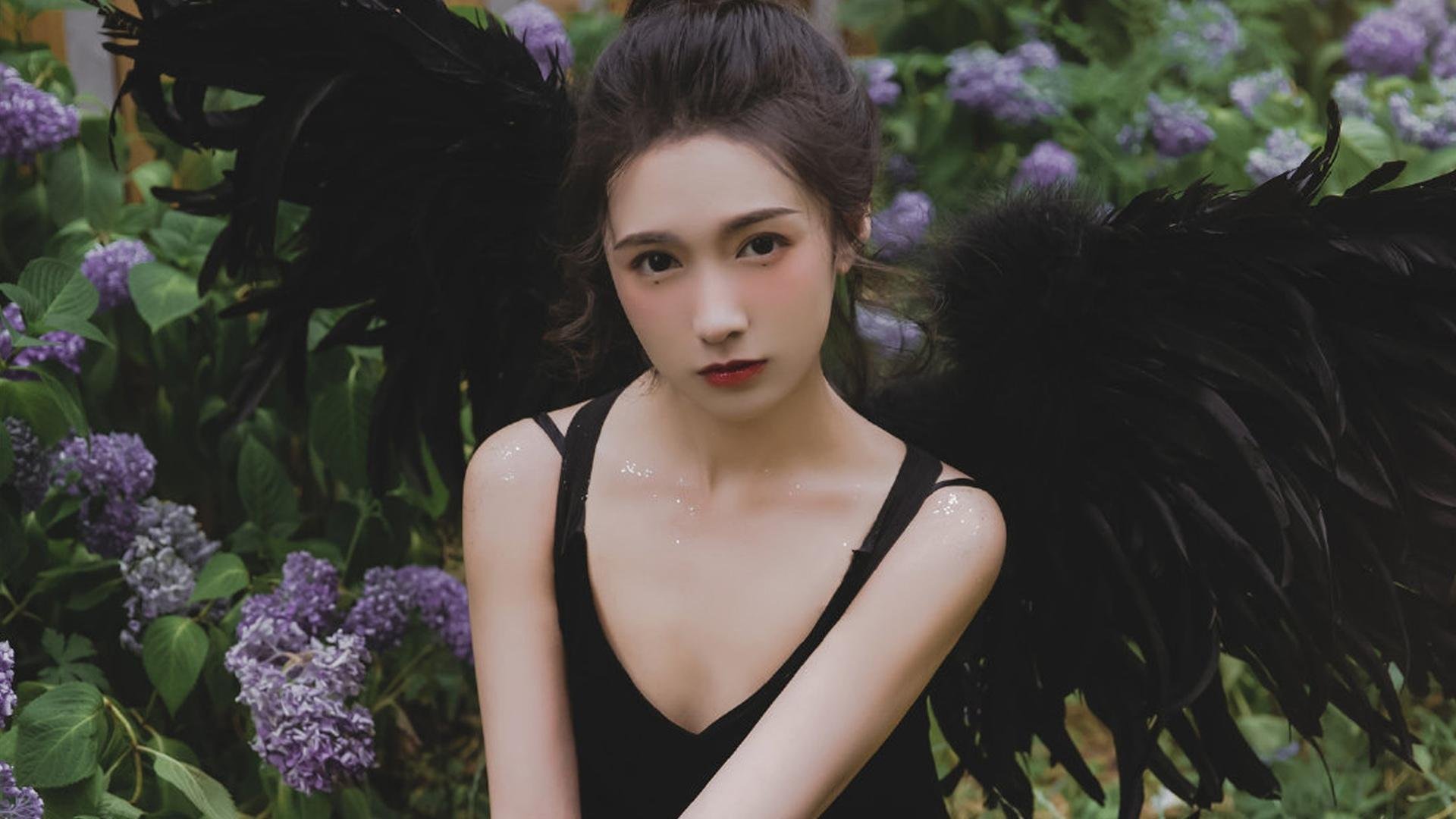 摩纳哥宣布主帅下课，寻找新帅重塑球队士气，摩纳哥 主帅