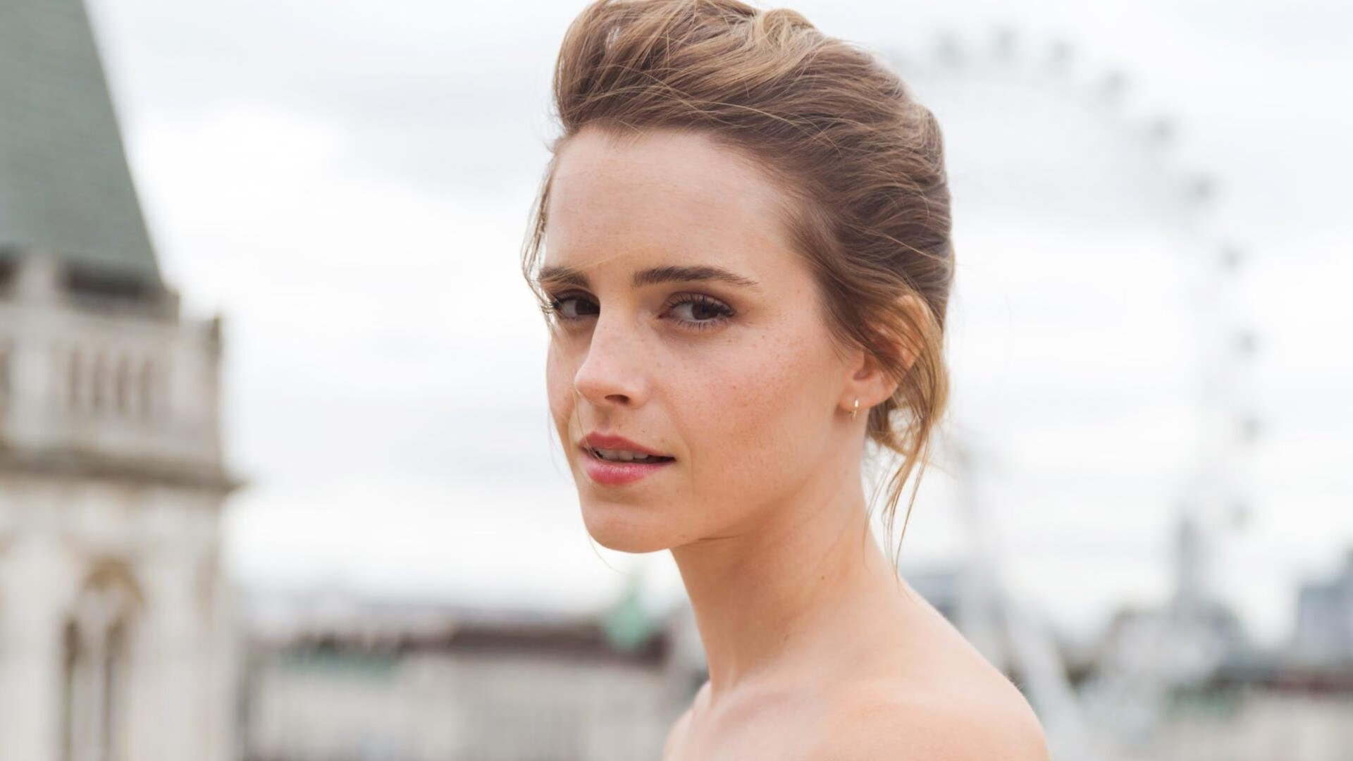 青少年体育社交行为与心理健康关系，青少年健康素养与体育行为的关系研究