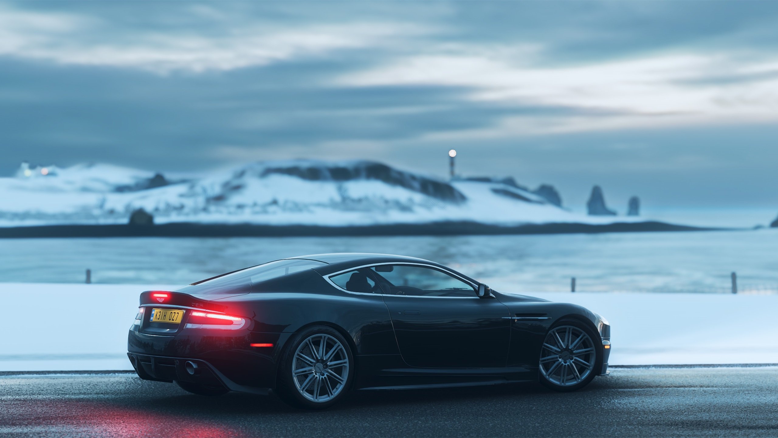 亚特兰大前压策略持续打击对方中场，亚特兰大阵型